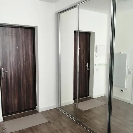 чудова, стильна студія біля вднг Apartment *